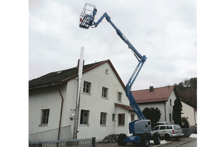 Gelenk-Teleskopbühne
